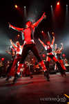 All taytor's in the air!