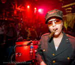 Generalissimo Porter prepares to command the dance floor!