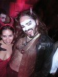What's a holloween without a few horney people!?